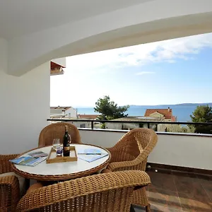 Apartament Svalina - Seaview And 130m From, Trogir